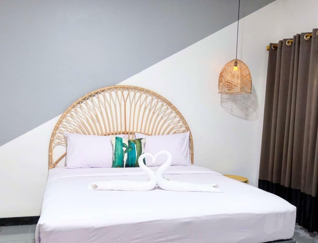 Rarem Bed & Breakfast Bandar Lampung Exterior photo
