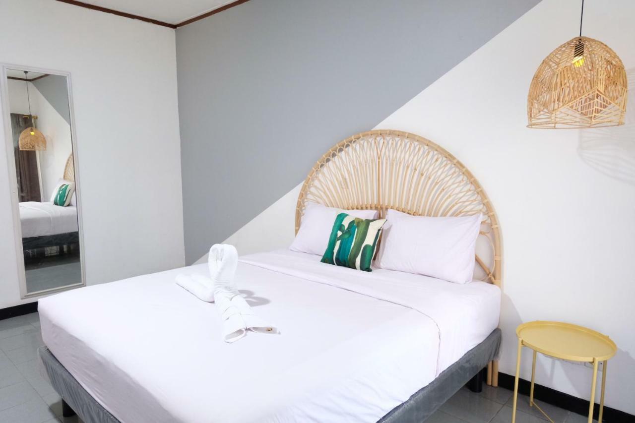 Rarem Bed & Breakfast Bandar Lampung Exterior photo
